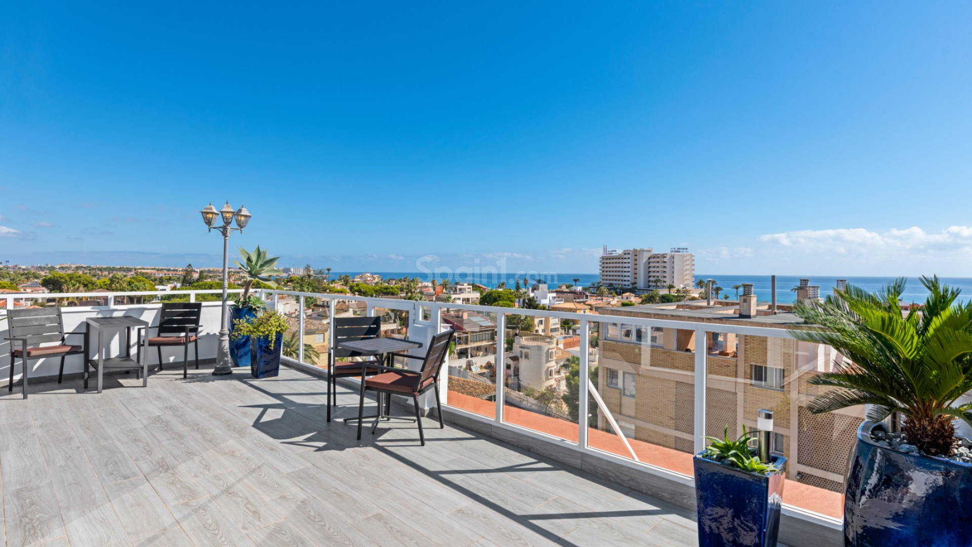 Resale - Wohnung -
Orihuela Costa - La Zenia