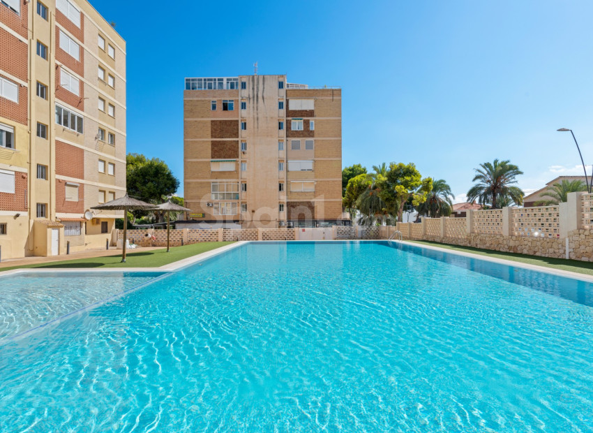 Resale - Wohnung -
Orihuela Costa - La Zenia