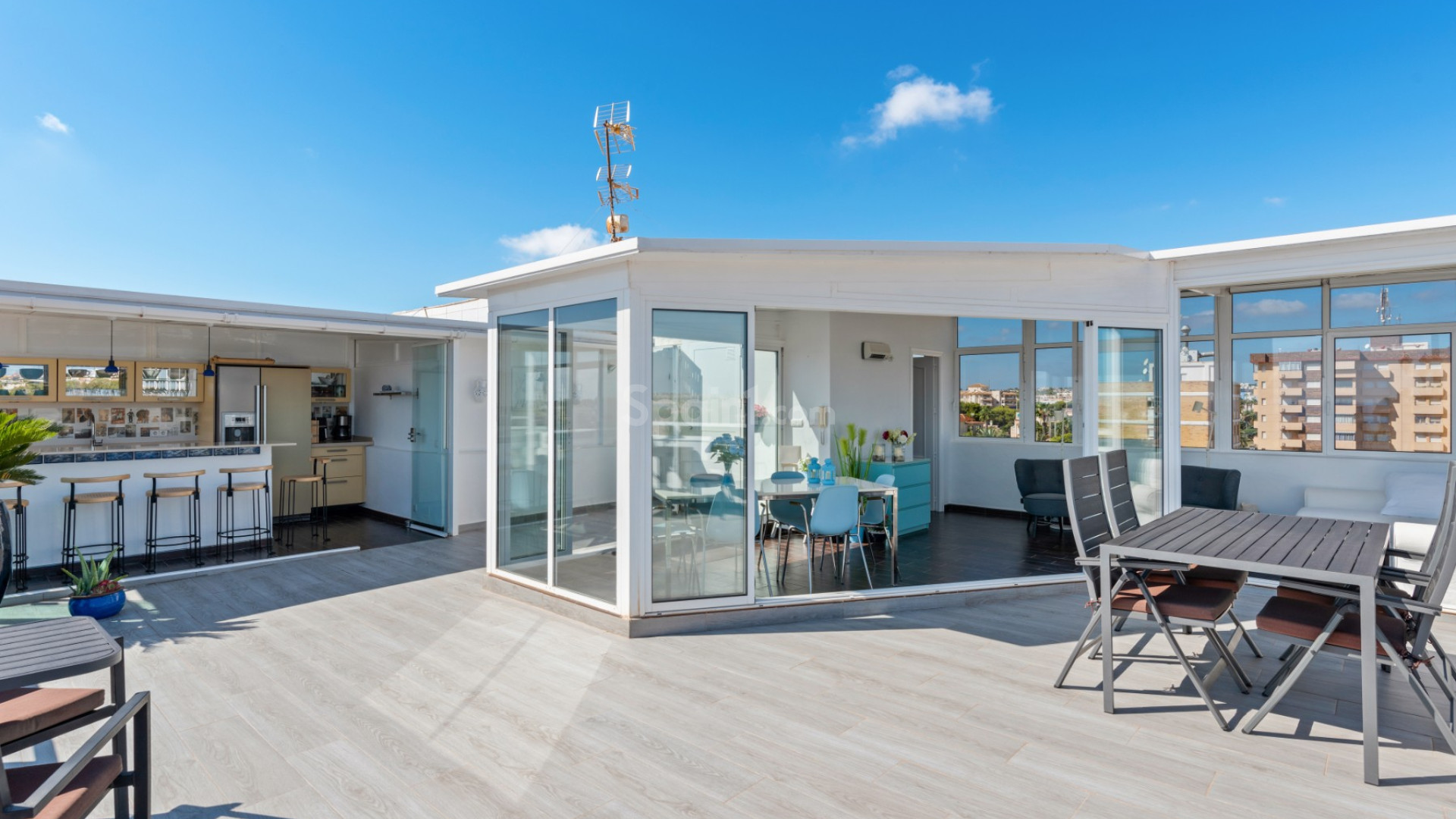 Resale - Wohnung -
Orihuela Costa - La Zenia
