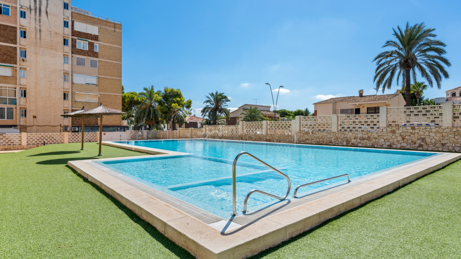 Resale - Wohnung -
Orihuela Costa - La Zenia