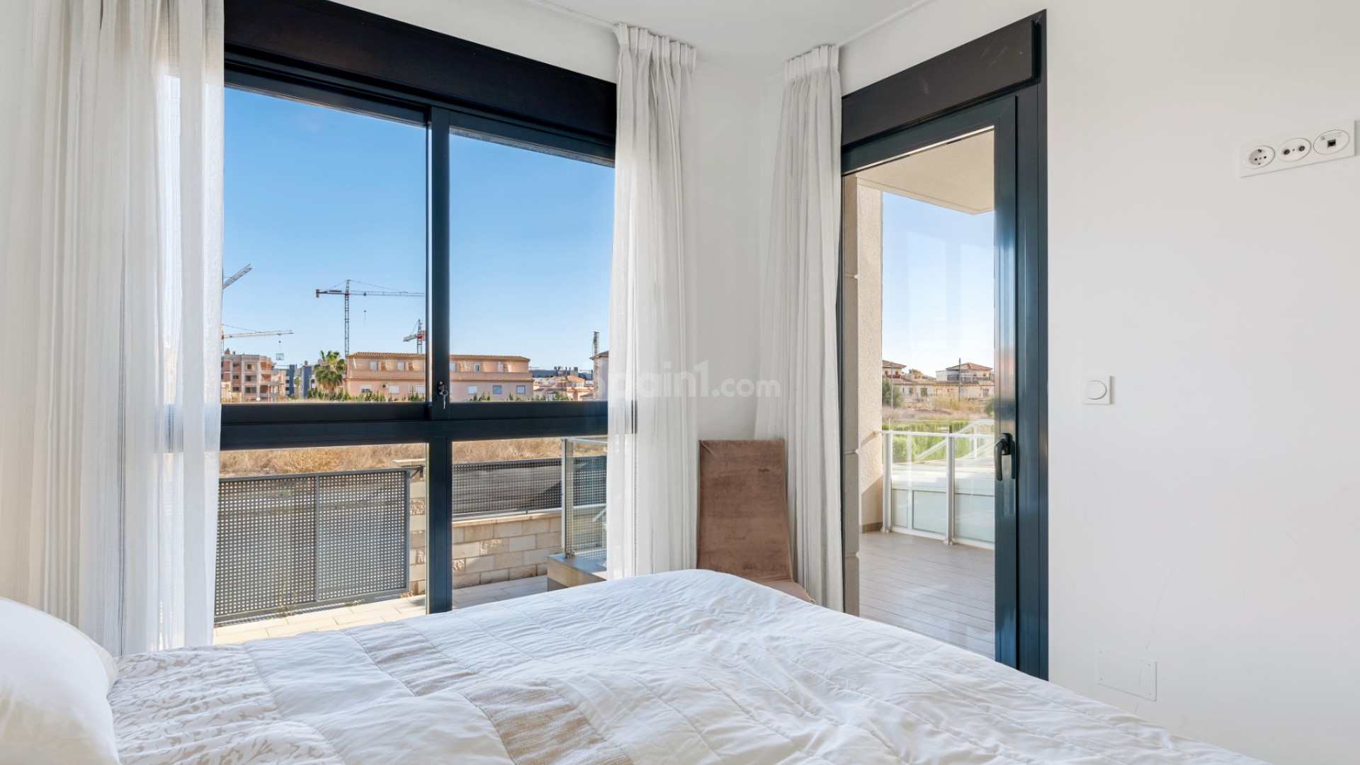 Resale - Wohnung -
Orihuela Costa - La Zenia