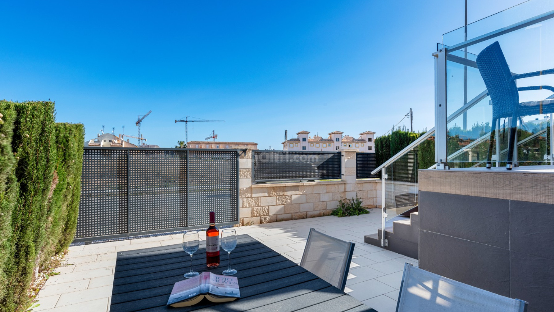 Resale - Wohnung -
Orihuela Costa - La Zenia