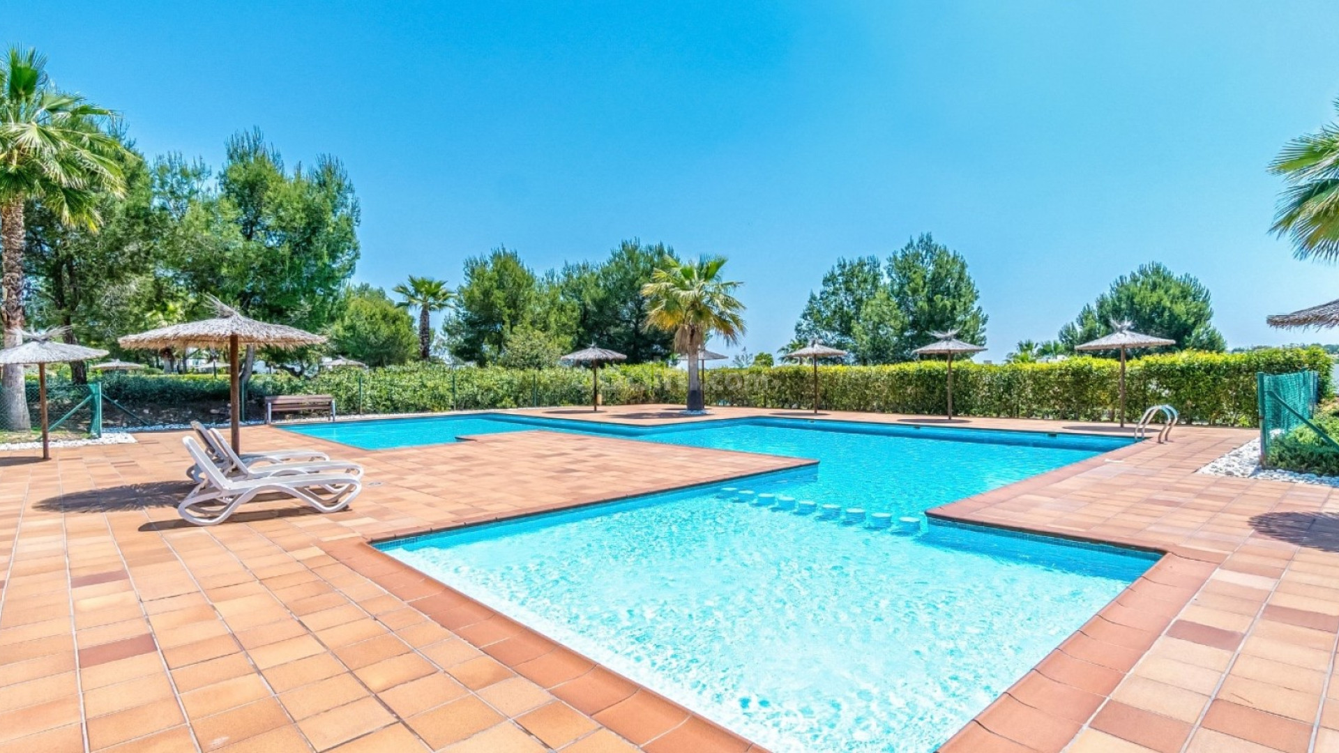 Resale - Wohnung -
Orihuela Costa - LAS COLINAS GOLF RESORT