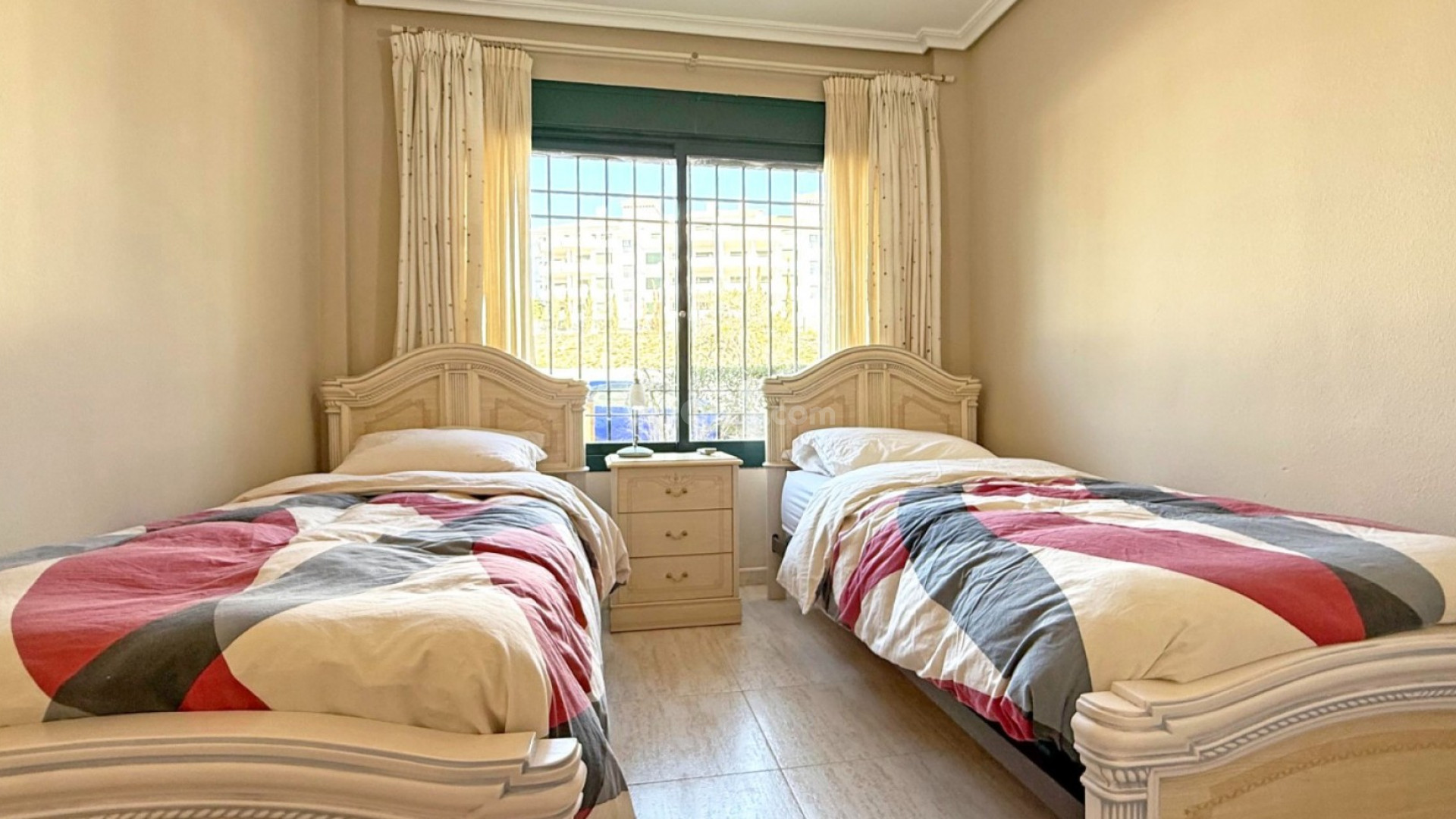 Resale - Wohnung -
Orihuela Costa - Lomas de Campoamor