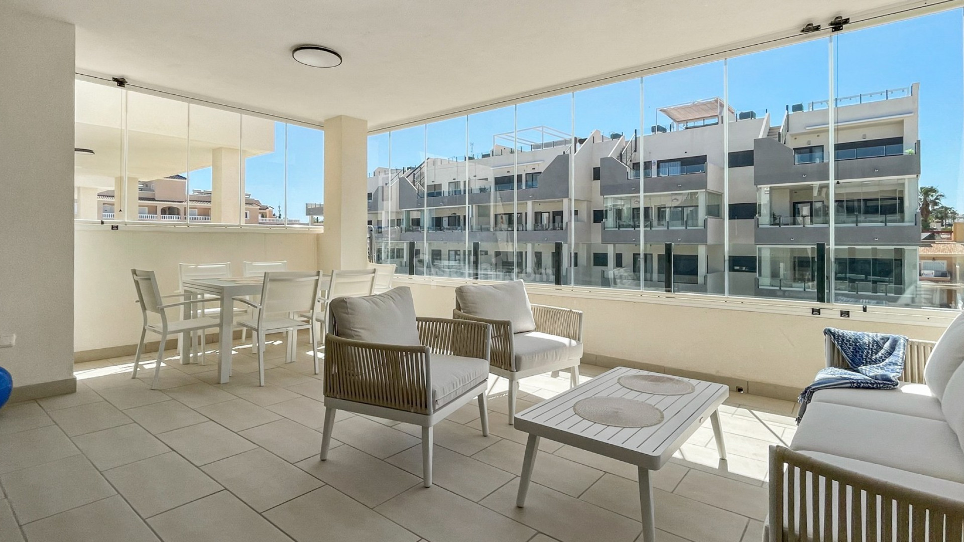 Resale - Wohnung -
Orihuela Costa - Los Dolses