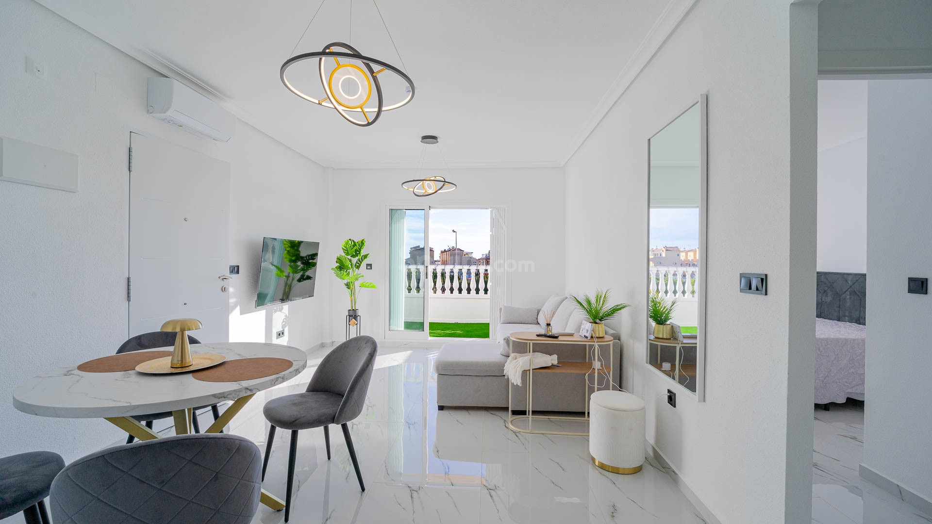 Resale - Wohnung -
Orihuela Costa - Playa Flamenca