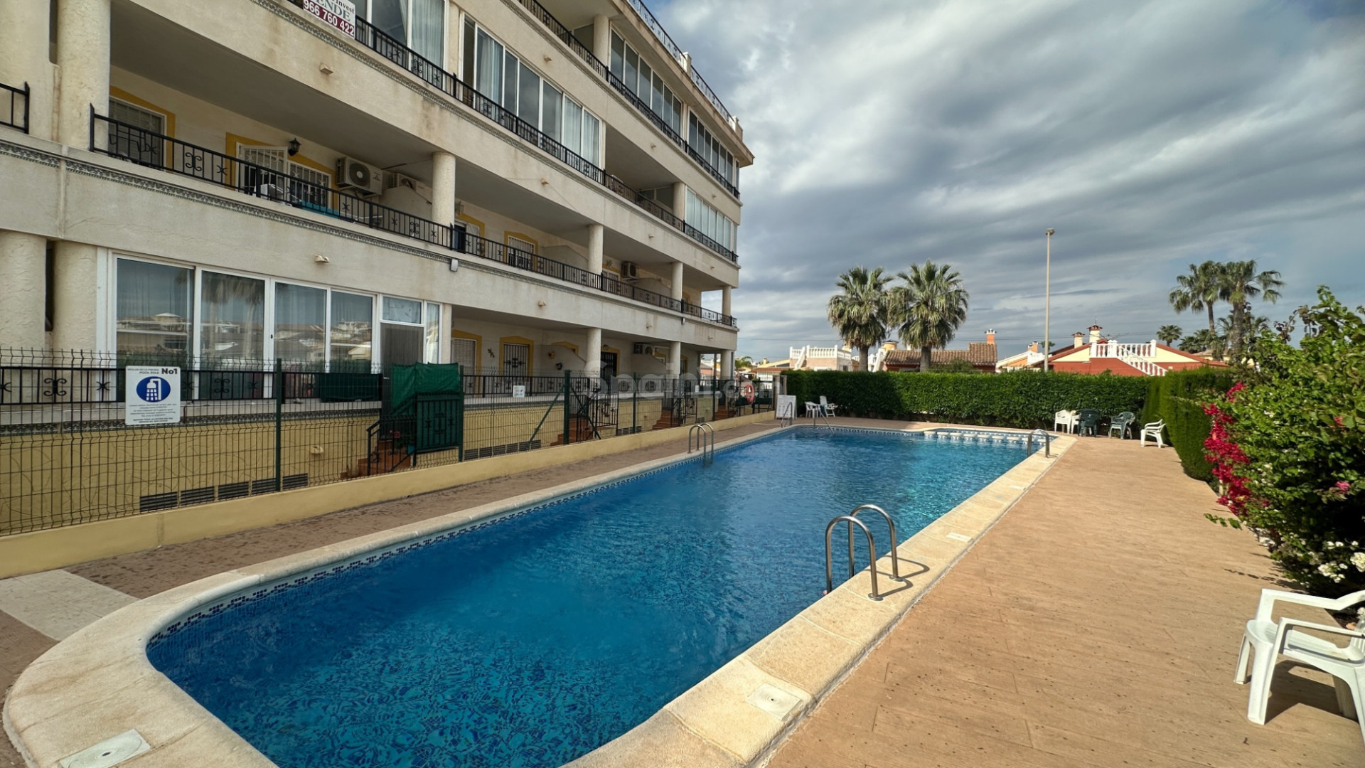 Resale - Wohnung -
Orihuela Costa - Playa Flamenca
