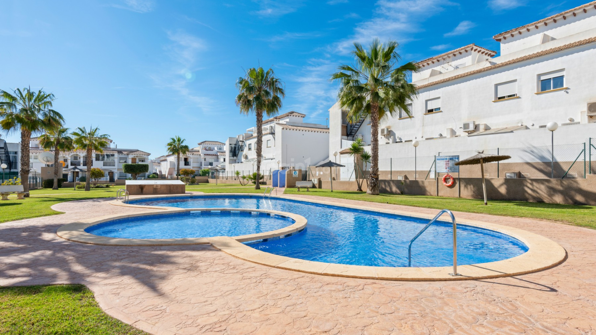 Resale - Wohnung -
Orihuela Costa - Punta Prima