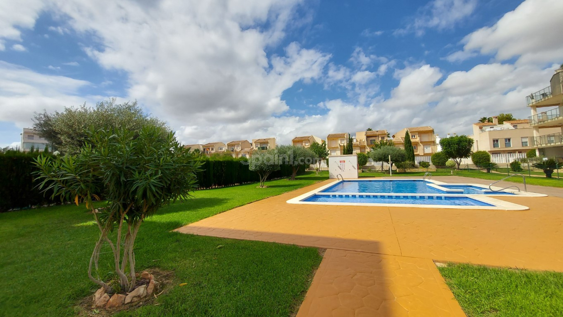 Resale - Wohnung -
ORIHUELA COSTA - Villamartin