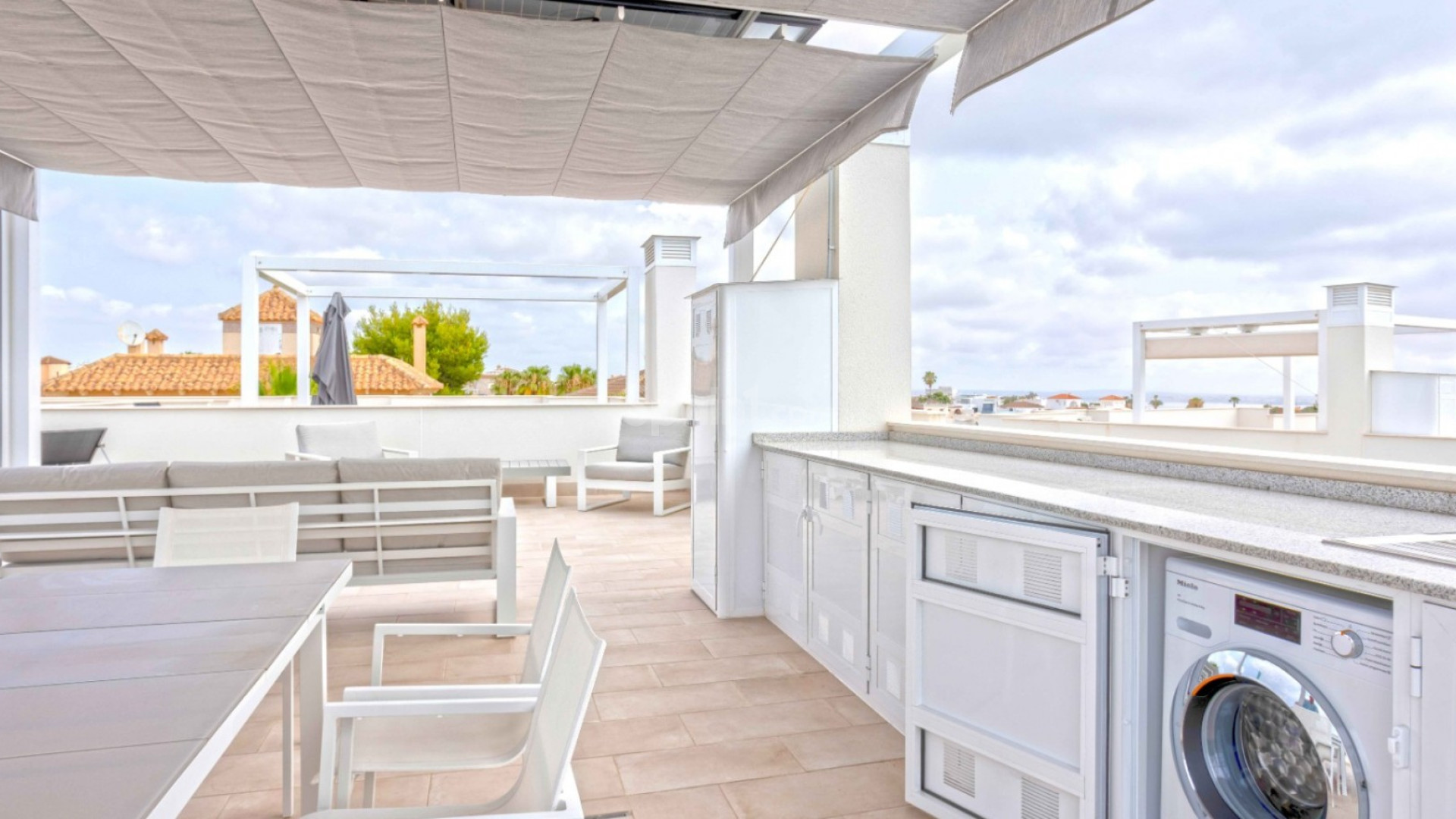 Resale - Wohnung -
Orihuela Costa - Villamartín