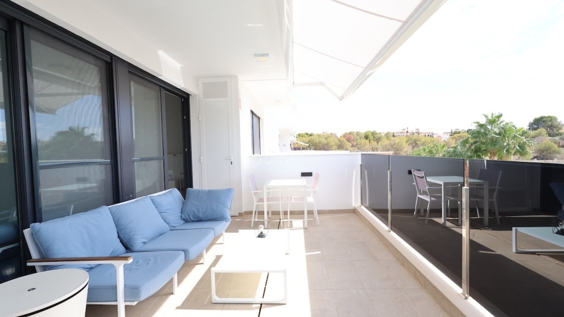 Resale - Wohnung -
Orihuela Costa