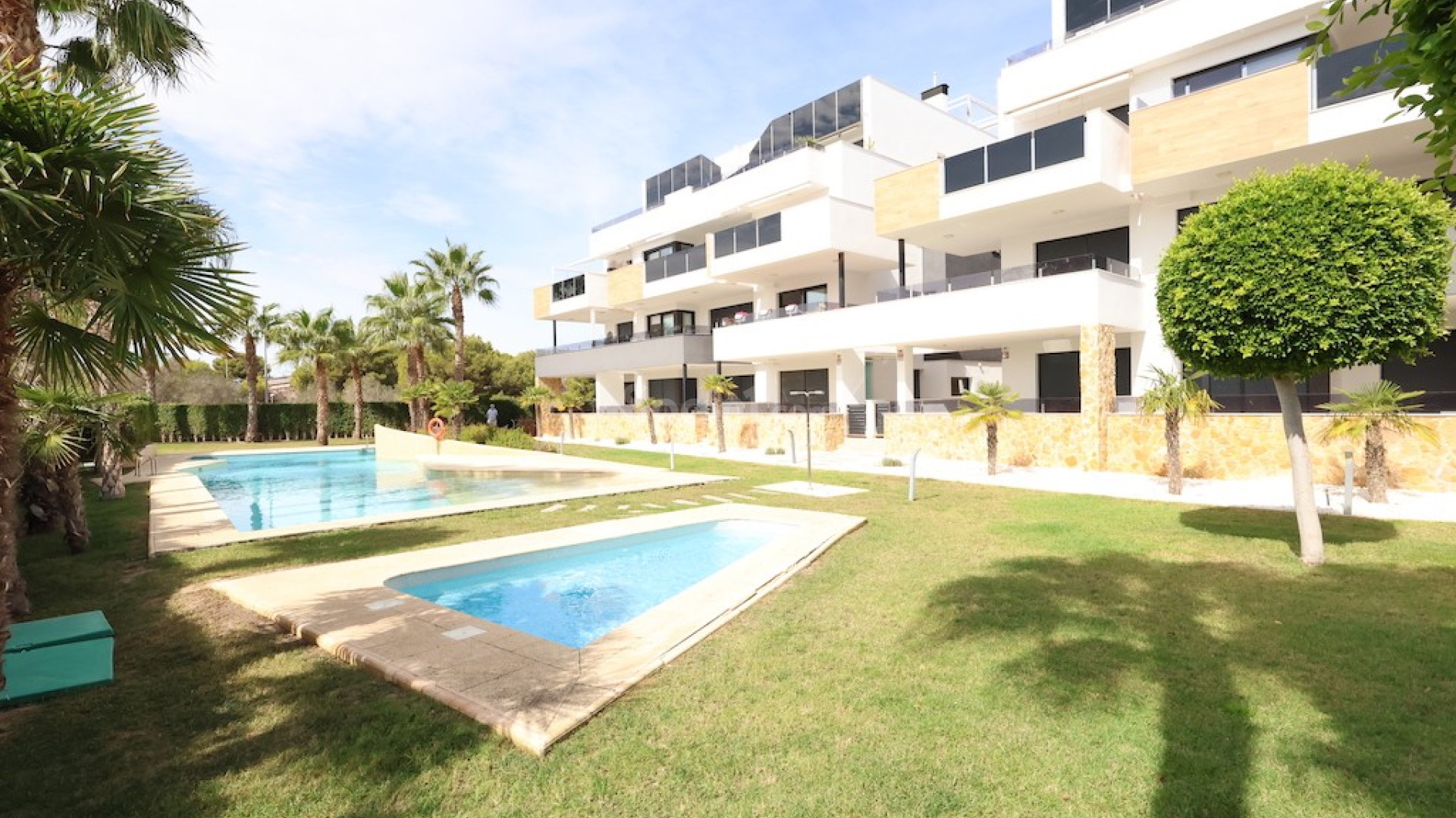 Resale - Wohnung -
Orihuela Costa