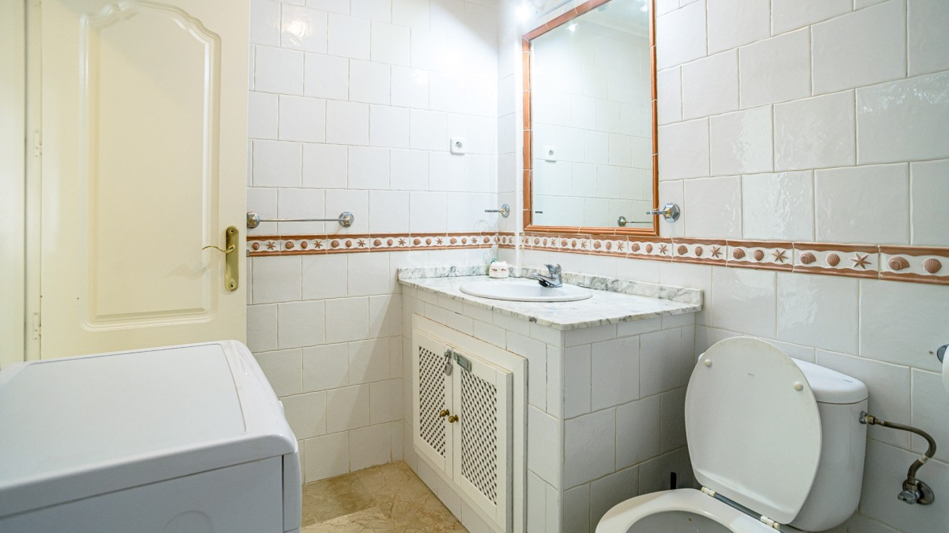 Resale - Wohnung -
ORIHUELA - VILLAMARTÍN