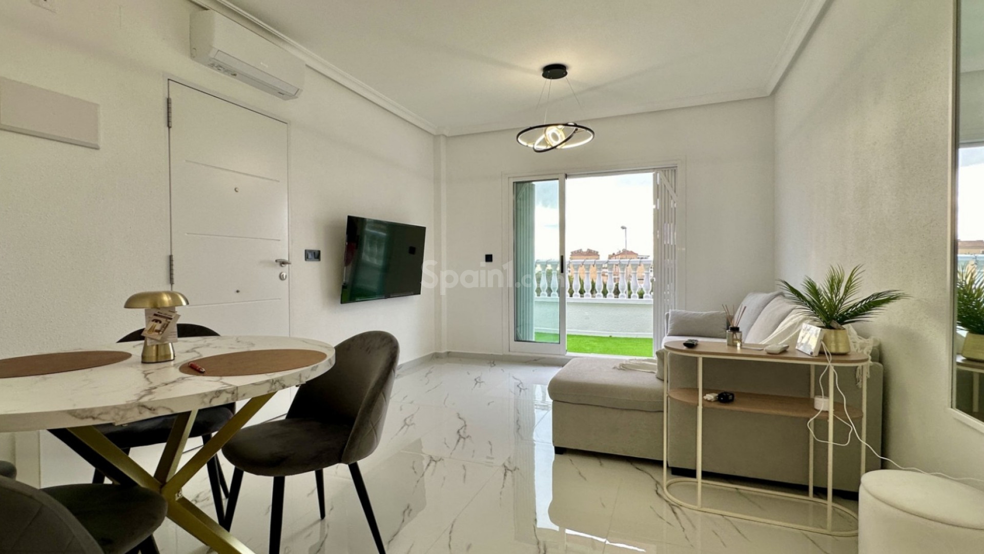 Resale - Wohnung -
Orihuela - Zeniamar-Horizonte-La Campana