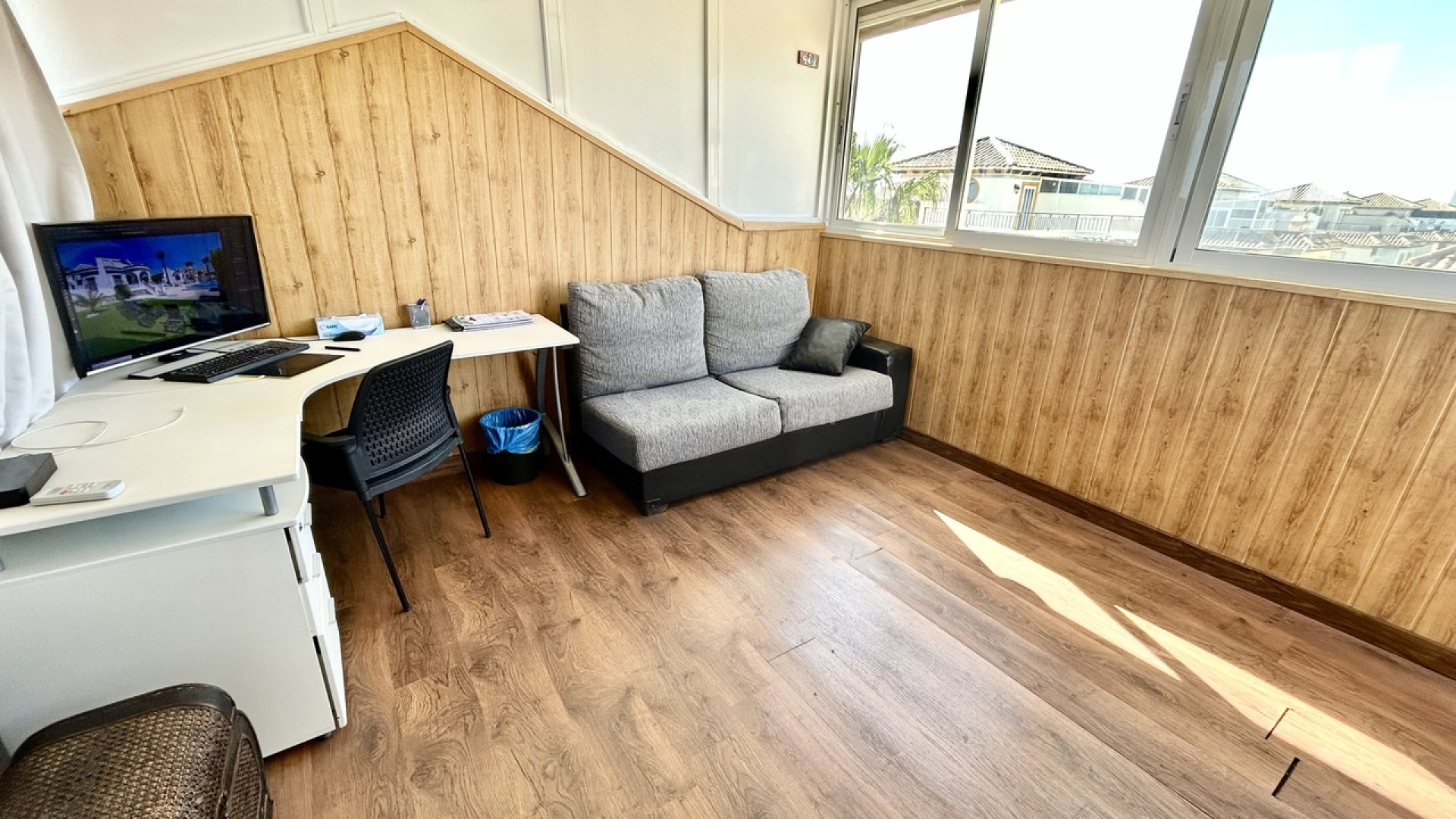 Resale - Wohnung -
Playa Flamenca