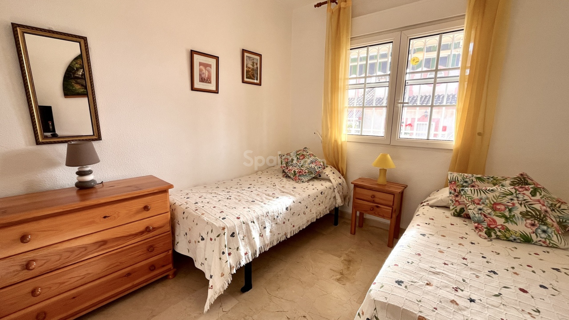 Resale - Wohnung -
Playa Flamenca