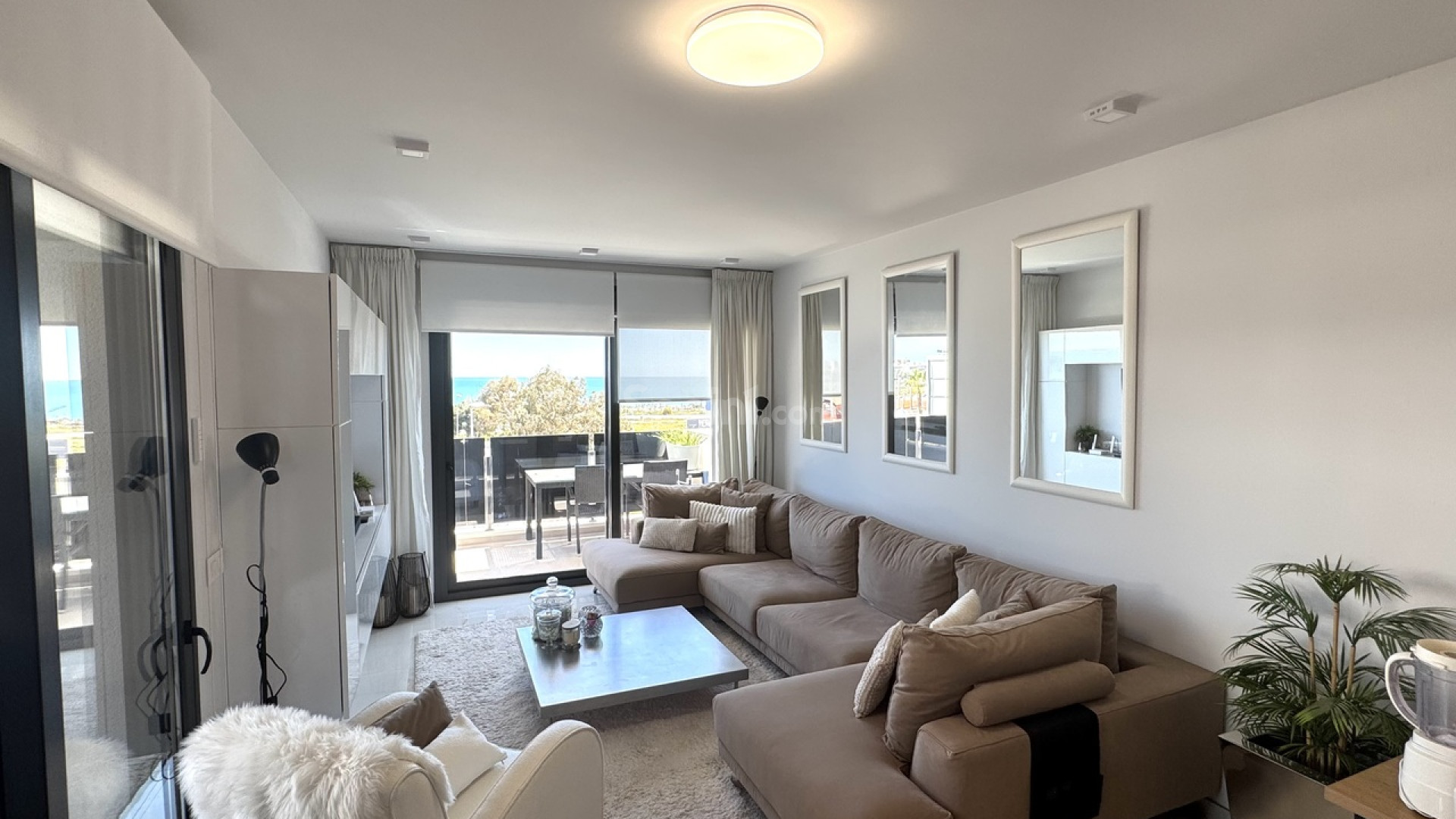 Resale - Wohnung -
Playa Flamenca