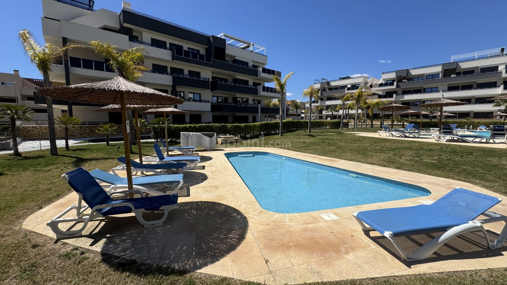 Resale - Wohnung -
Playa Flamenca