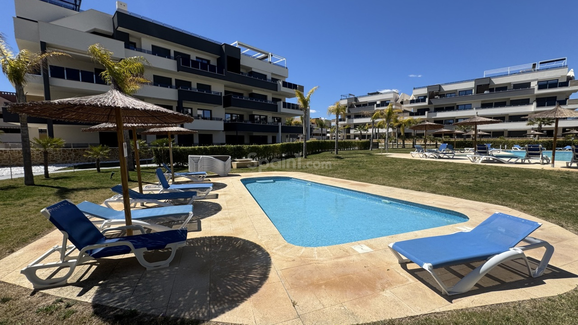 Resale - Wohnung -
Playa Flamenca