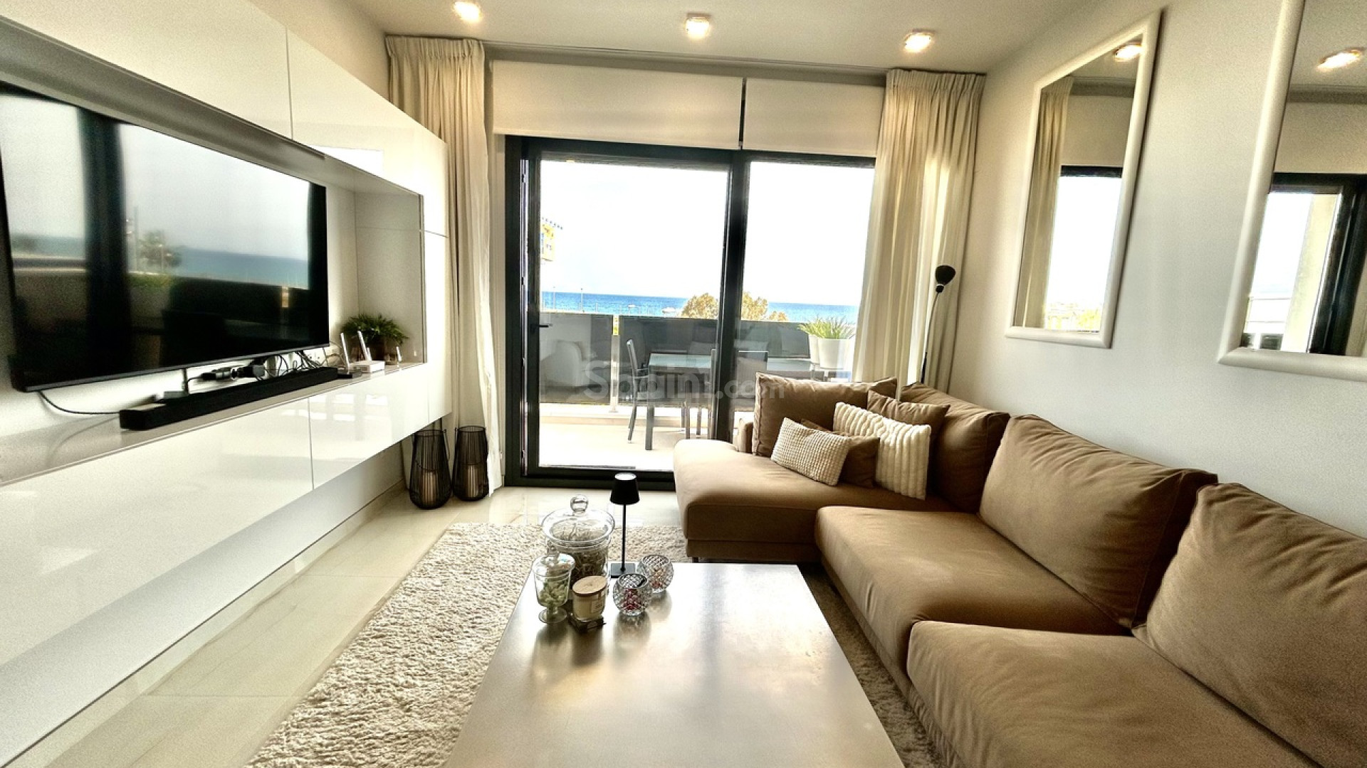 Resale - Wohnung -
Playa Flamenca