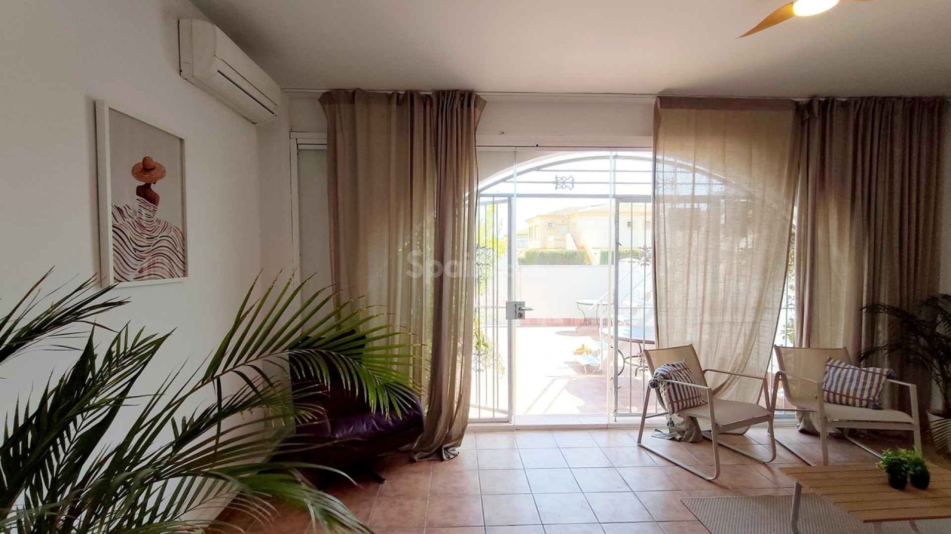 Resale - Wohnung -
Playa Flamenca