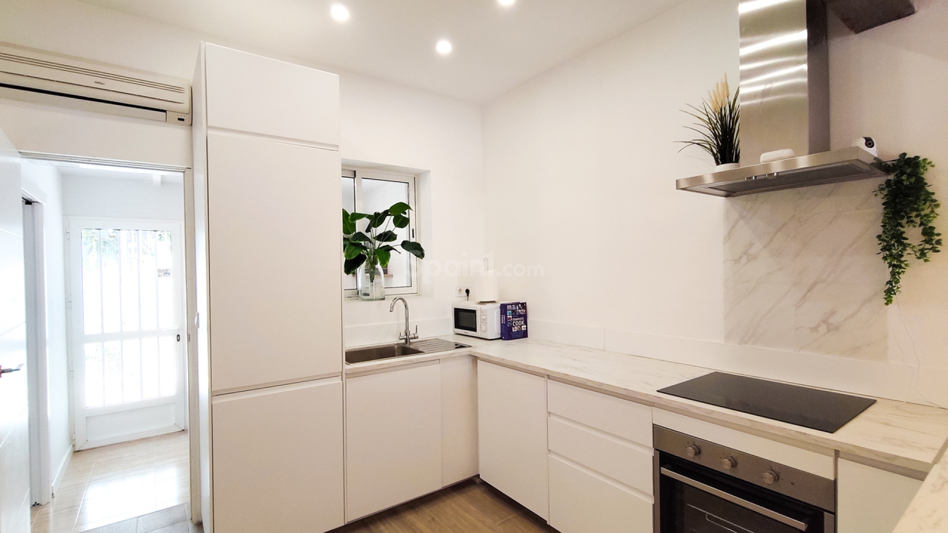 Resale - Wohnung -
Playa Flamenca