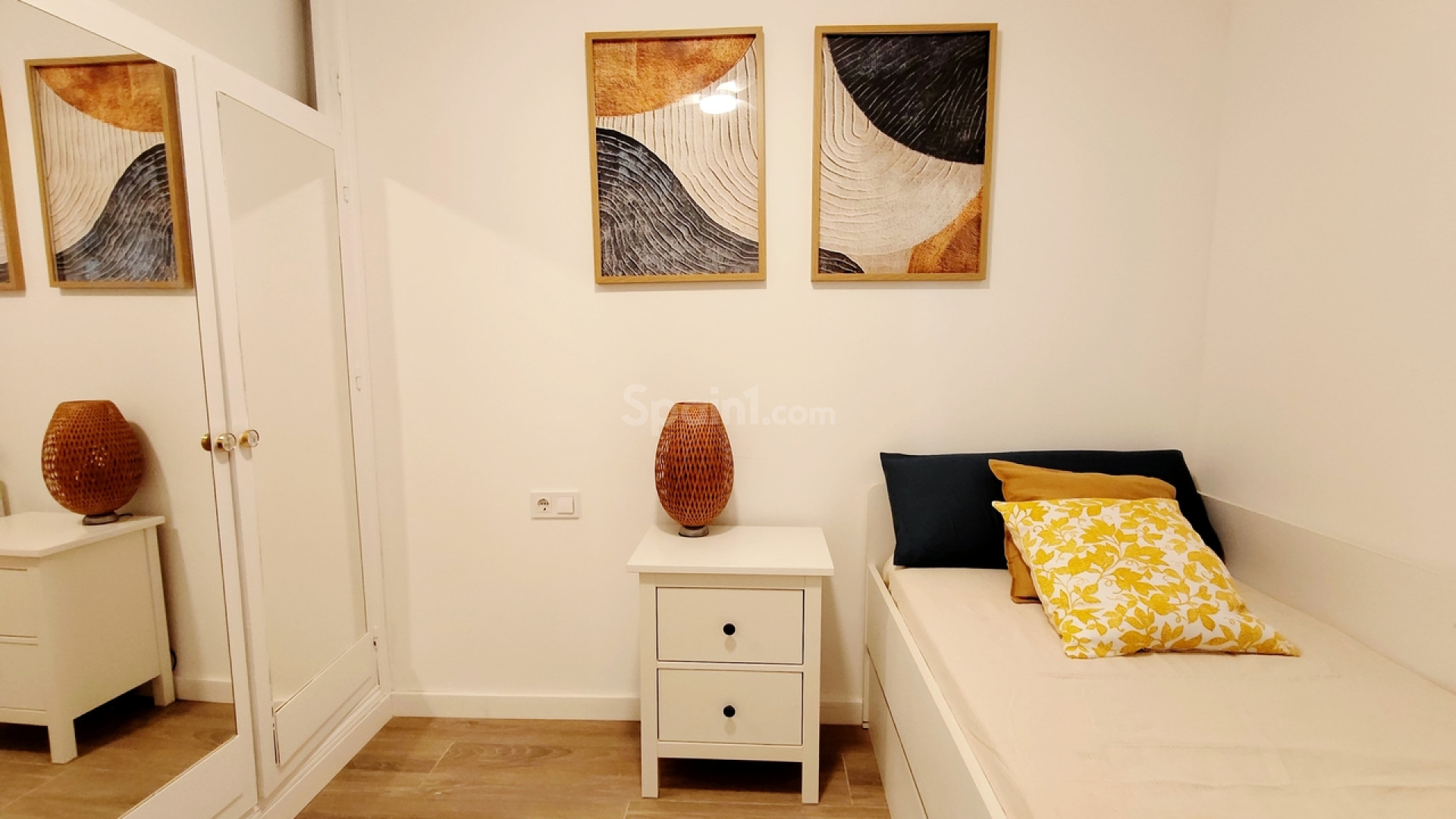 Resale - Wohnung -
Playa Flamenca