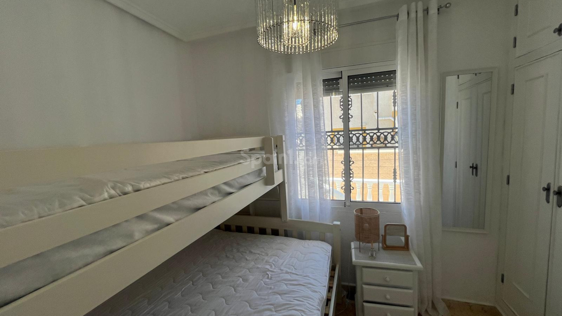 Resale - Wohnung -
Punta Prima - Serena