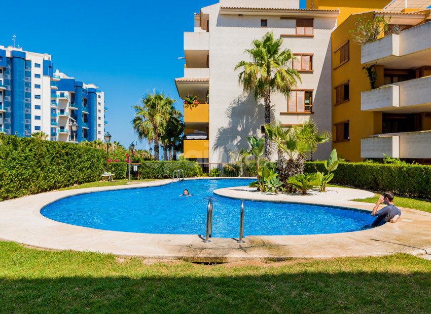 Resale - Wohnung -
Punta Prima