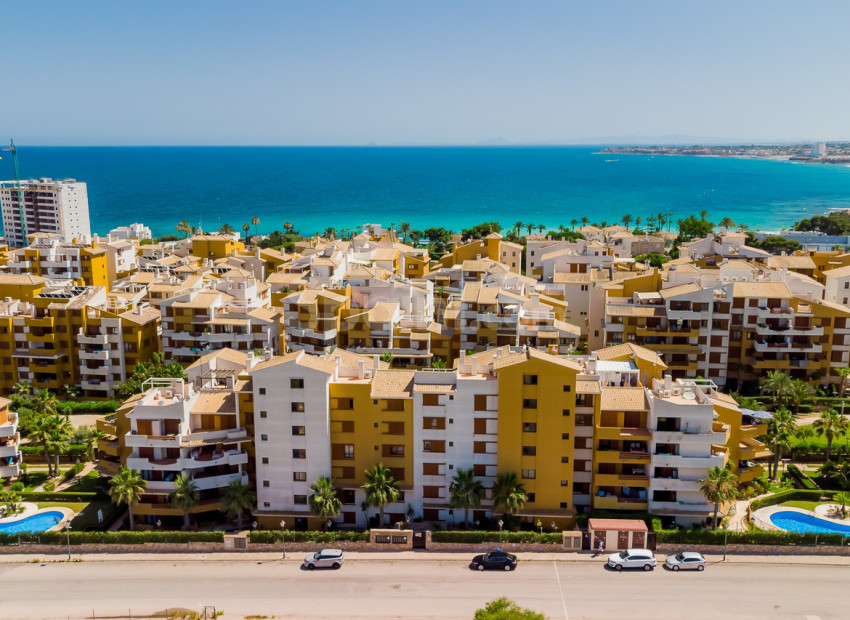 Resale - Wohnung -
Punta Prima