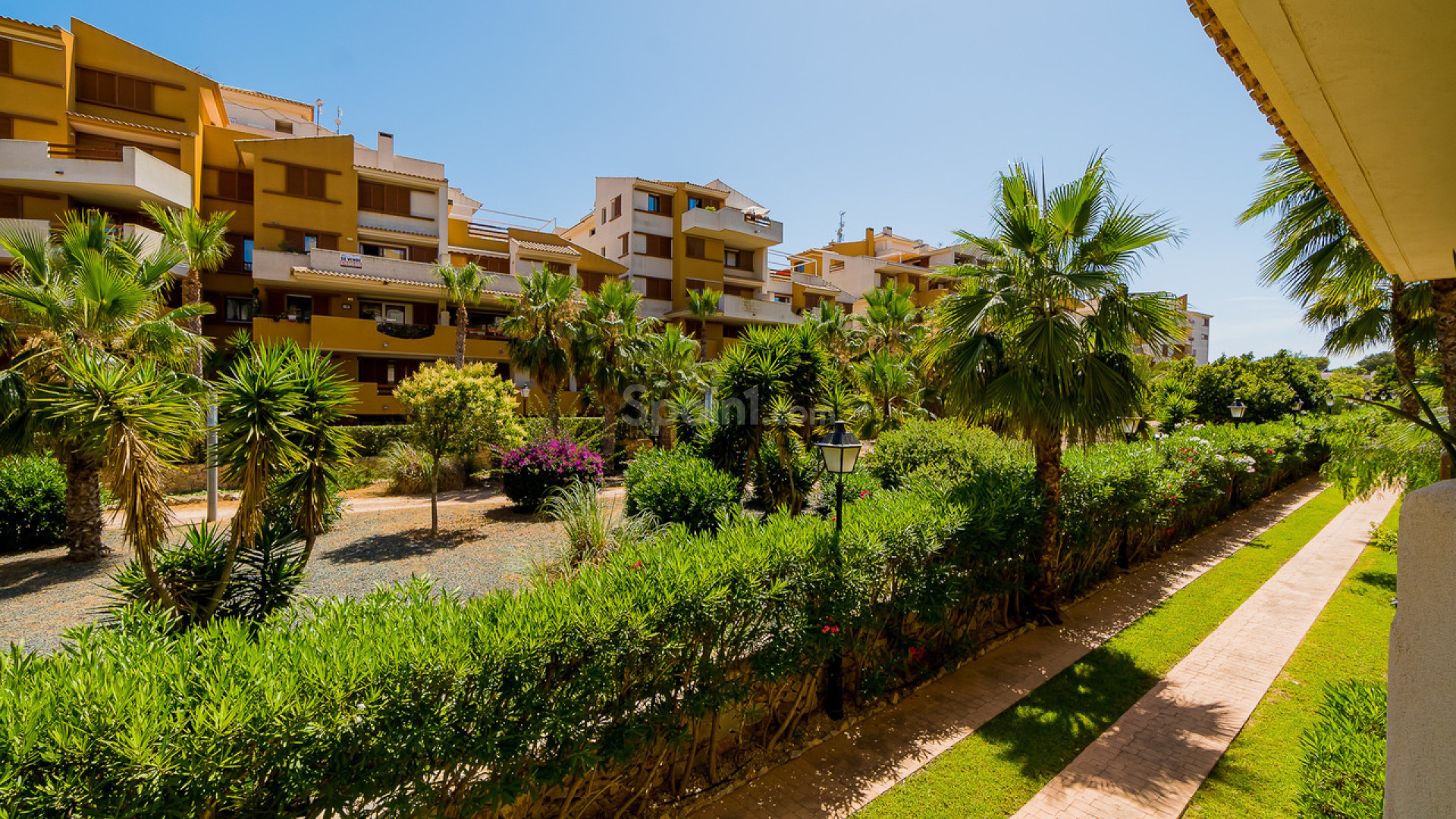 Resale - Wohnung -
Punta Prima