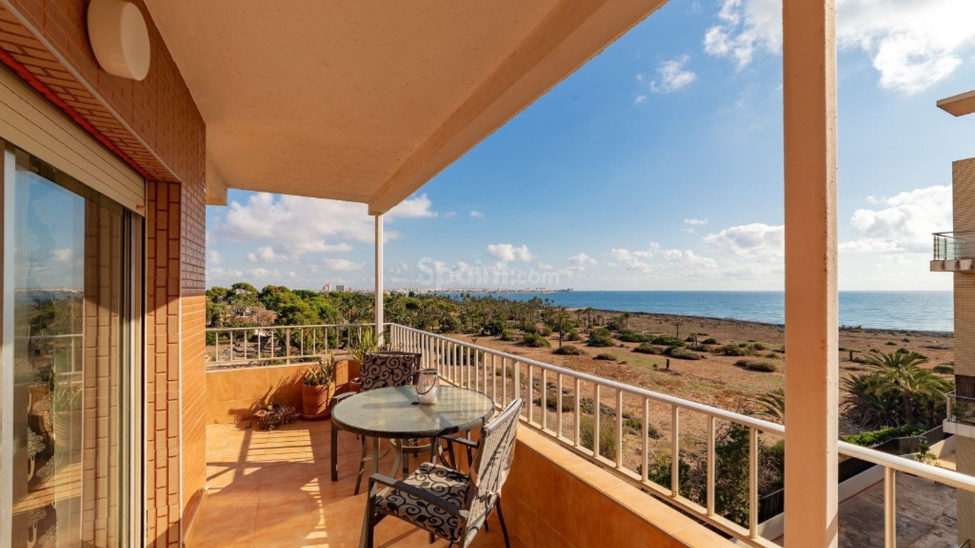 Resale - Wohnung -
Punta Prima