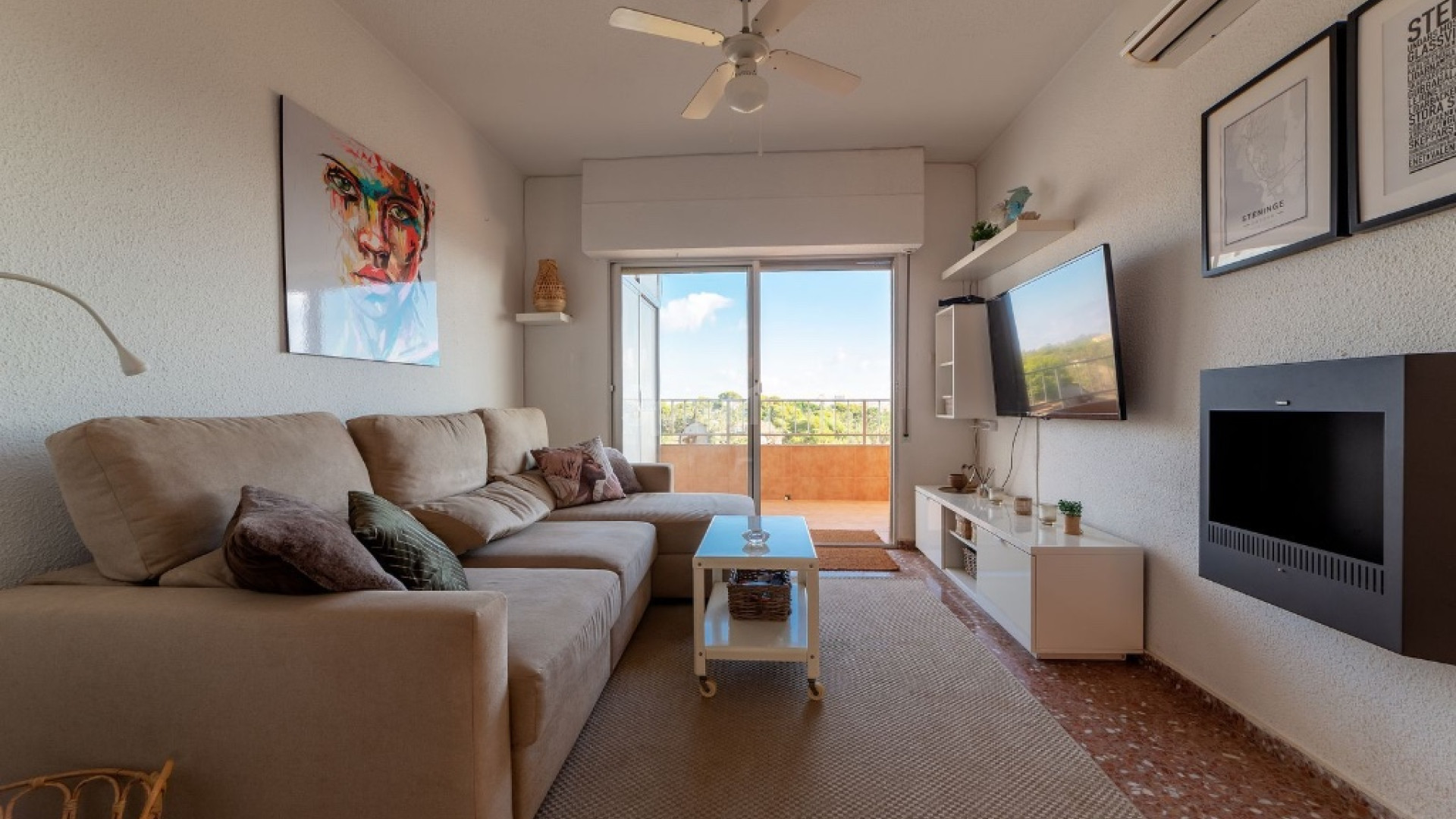 Resale - Wohnung -
Punta Prima