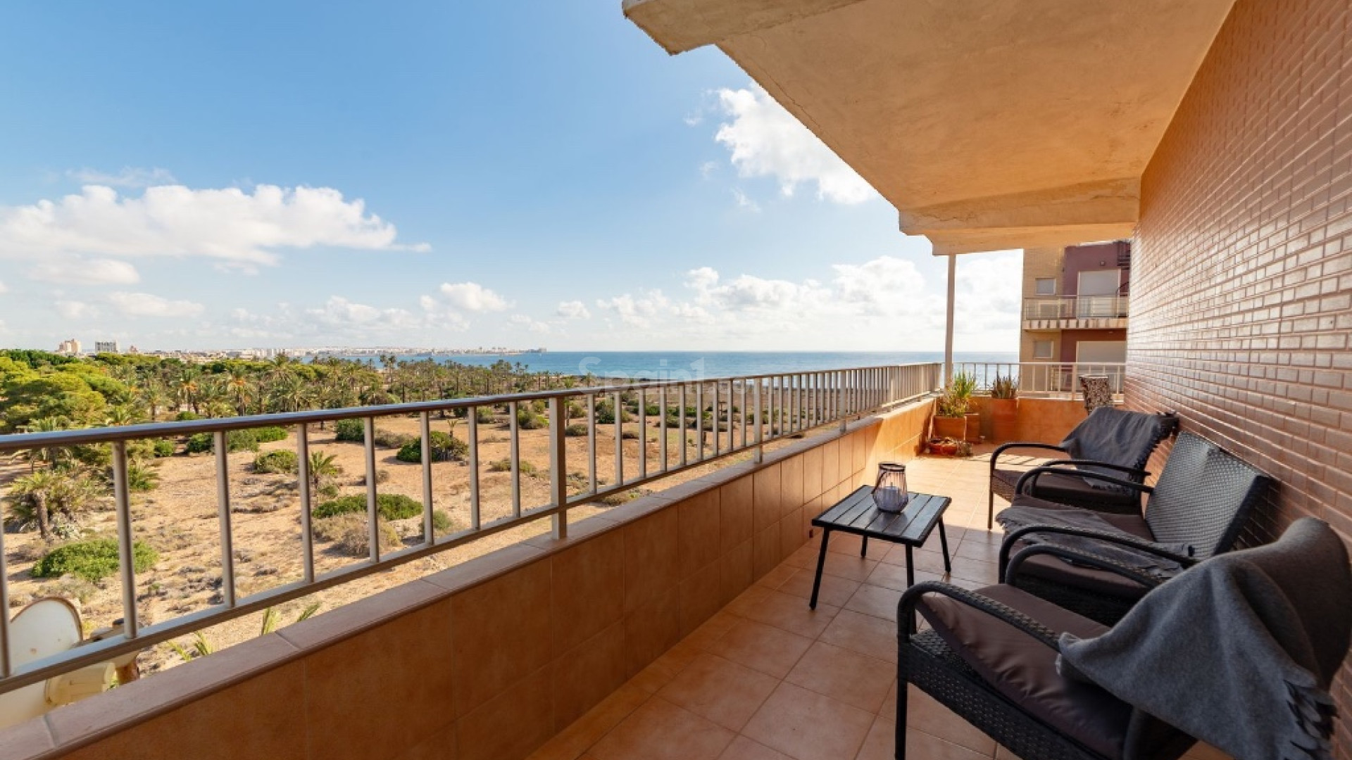 Resale - Wohnung -
Punta Prima