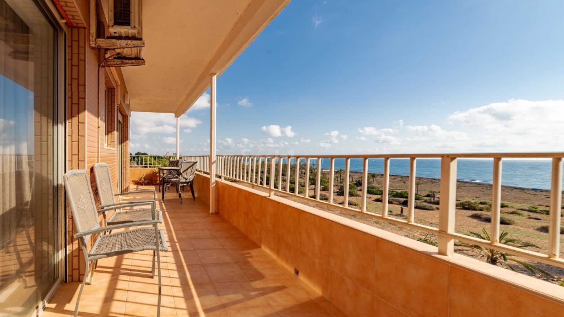 Resale - Wohnung -
Punta Prima