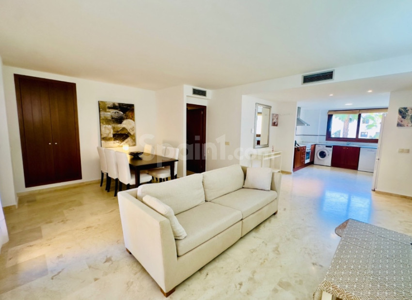 Resale - Wohnung -
Punta Prima