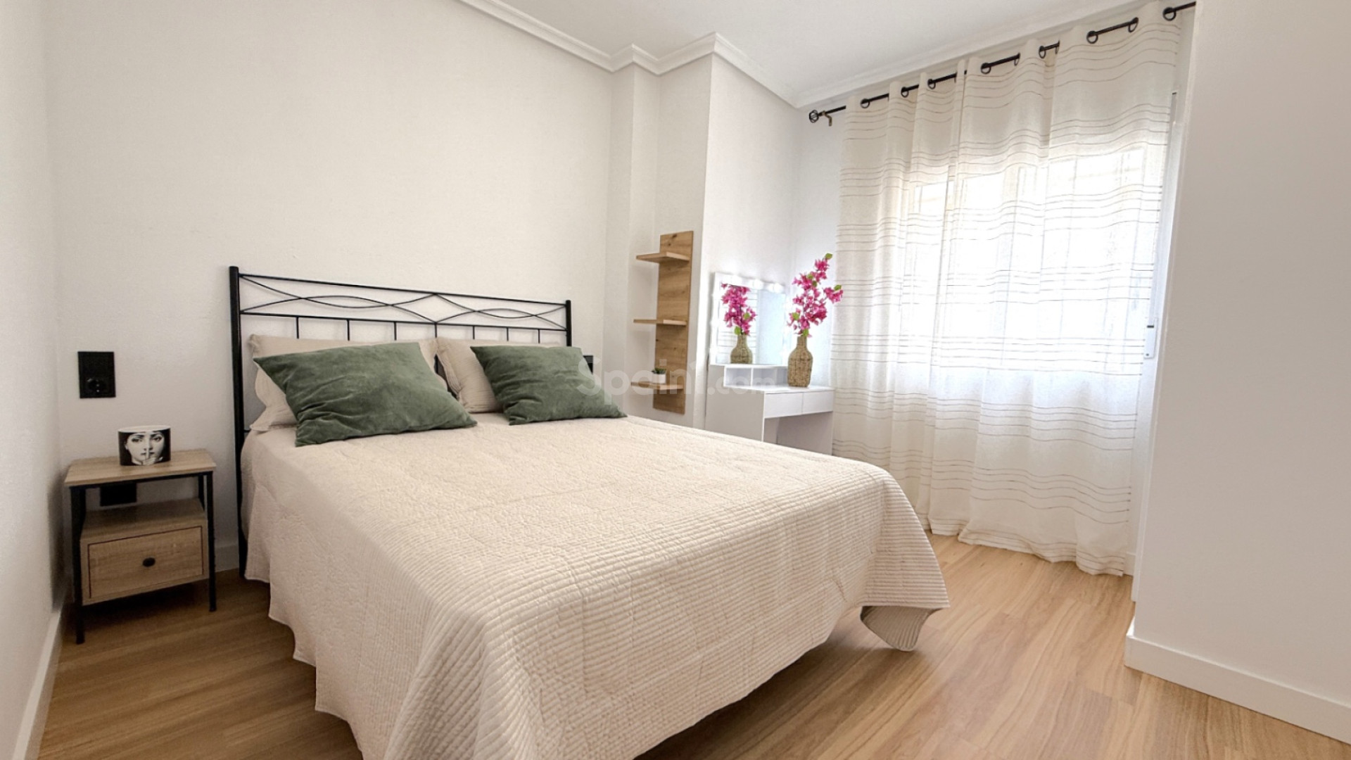 Resale - Wohnung -
Torrevieja - Costa Blanca Sur