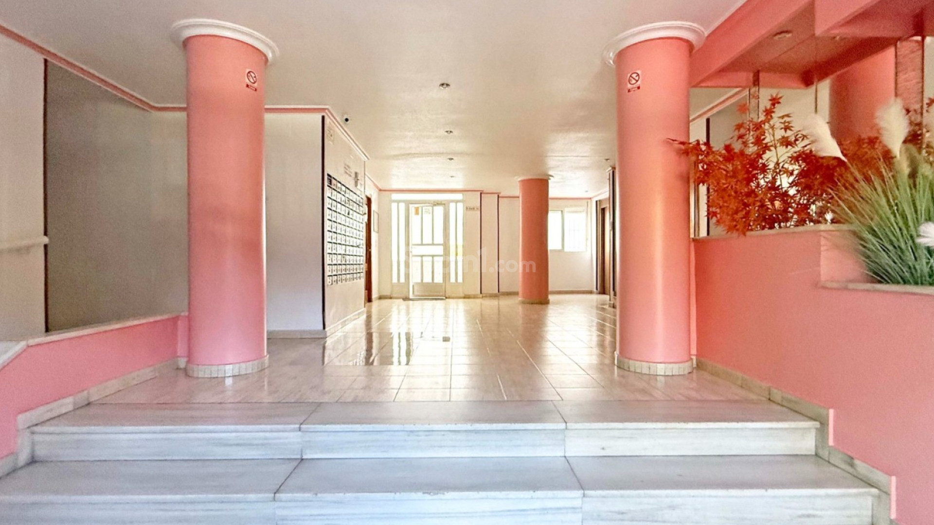 Resale - Wohnung -
Torrevieja - El Acequión - Los Náufragos