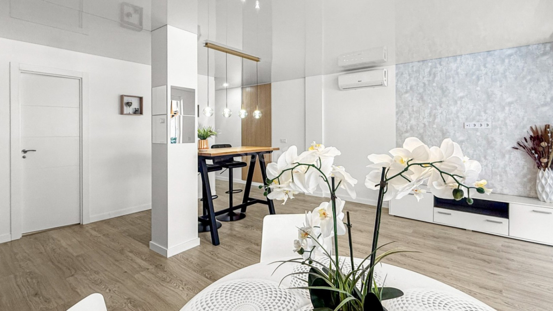Resale - Wohnung -
Torrevieja - El Acequión - Los Náufragos