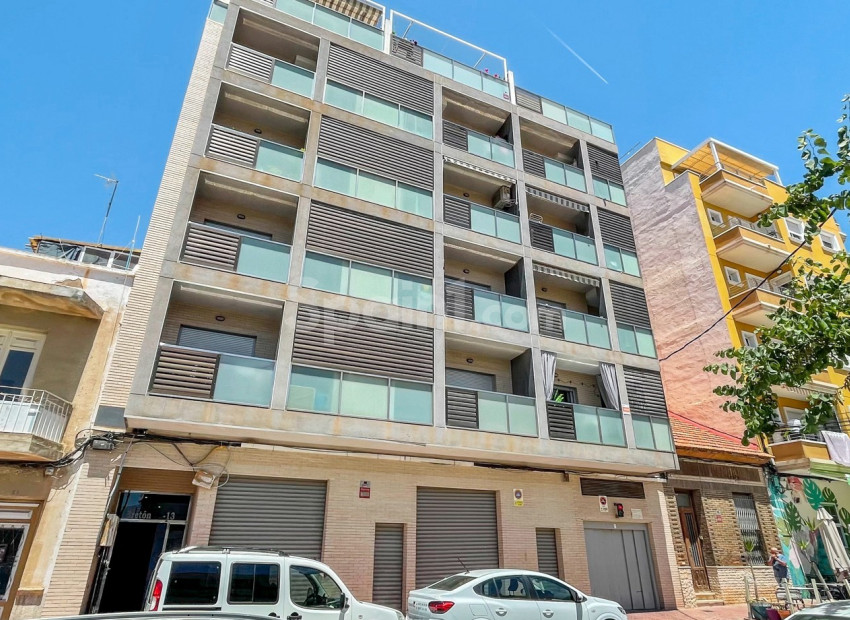 Resale - Wohnung -
Torrevieja - El Acequión - Los Náufragos