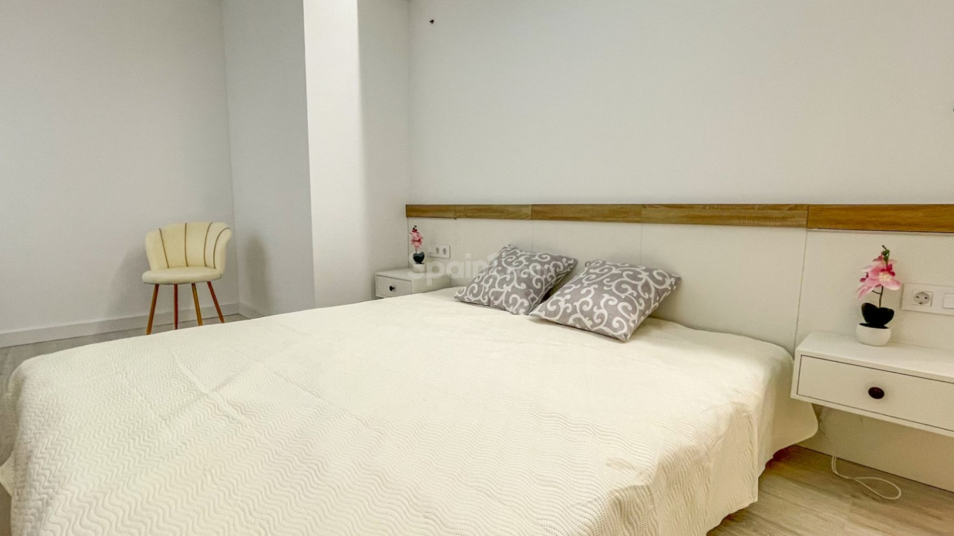Resale - Wohnung -
Torrevieja - El Acequión - Los Náufragos