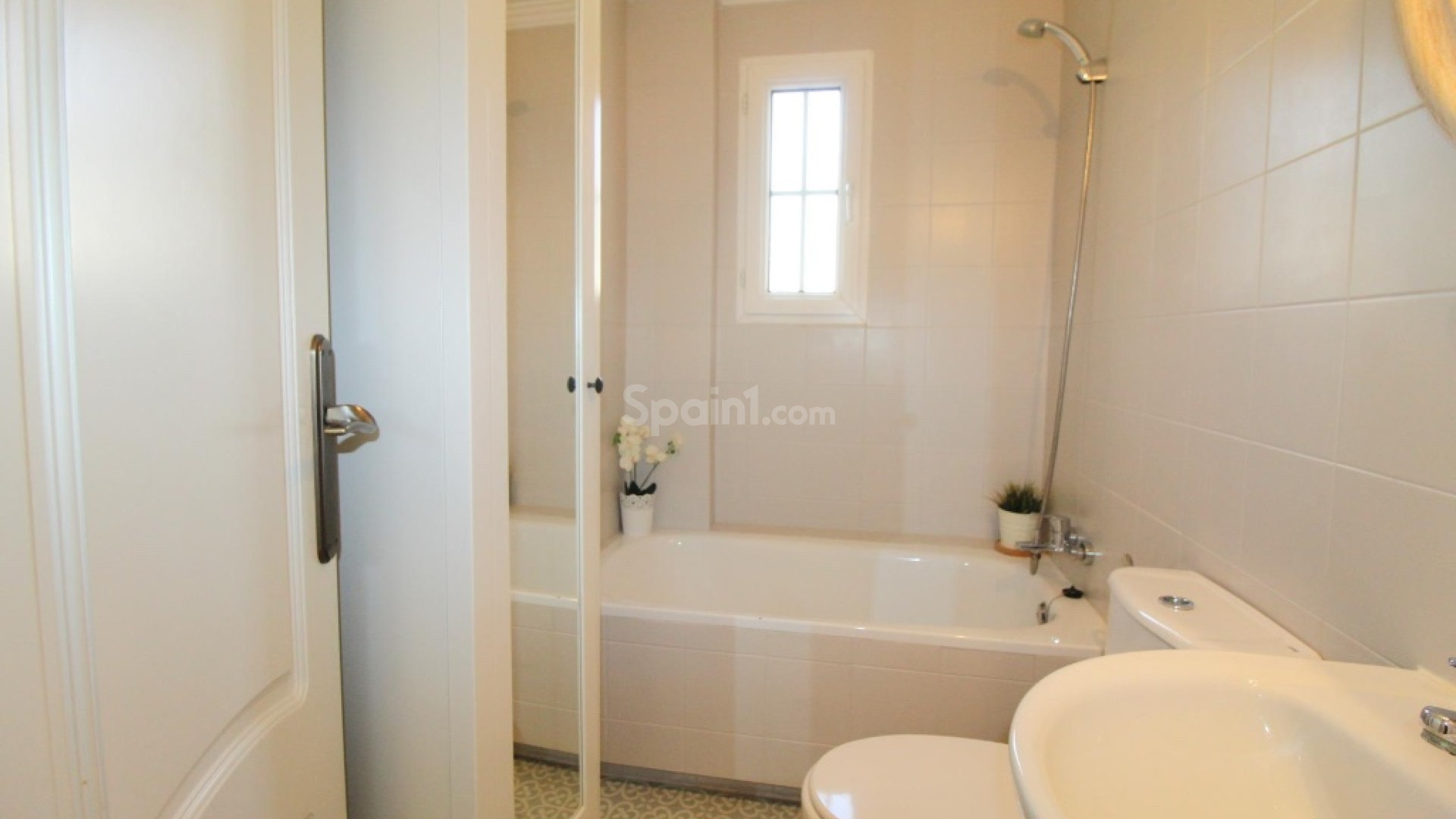 Resale - Wohnung -
Torrevieja - La Veleta