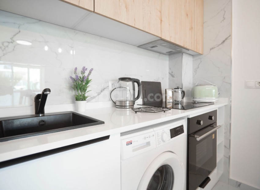 Resale - Wohnung -
Torrevieja - La Veleta