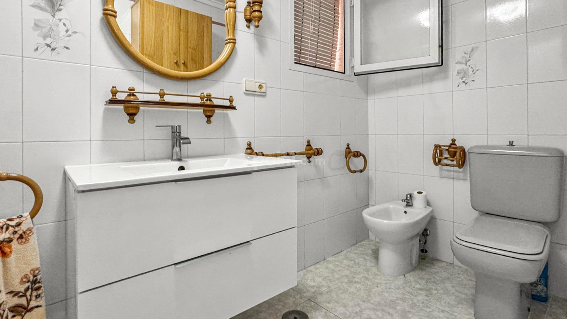 Resale - Wohnung -
Torrevieja - Playa de los Locos