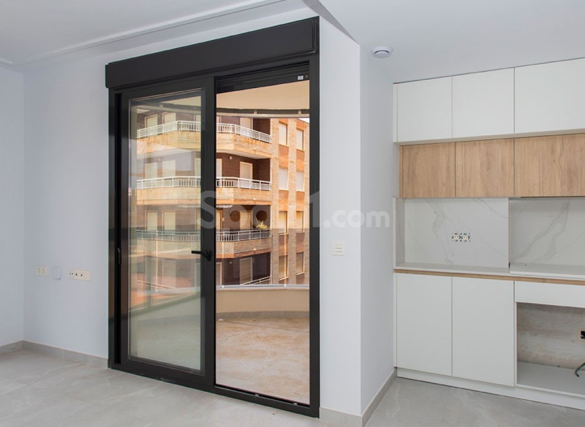 Resale - Wohnung -
Torrevieja - Playa del Cura