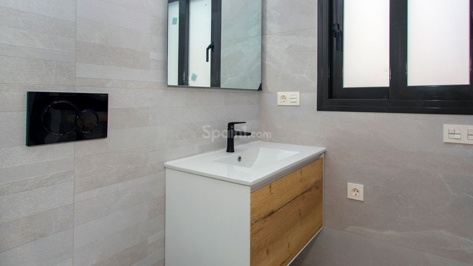 Resale - Wohnung -
Torrevieja - Playa del Cura