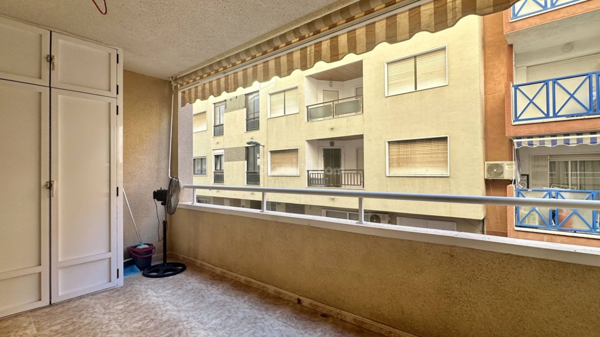 Resale - Wohnung -
Torrevieja - Playa del Cura