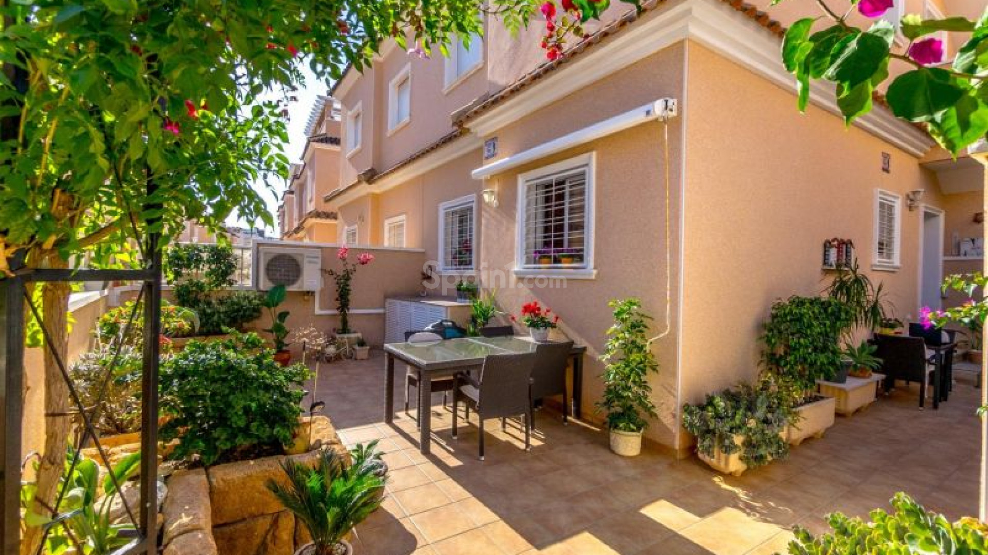 Resale - Wohnung -
Torrevieja - Punta Prima