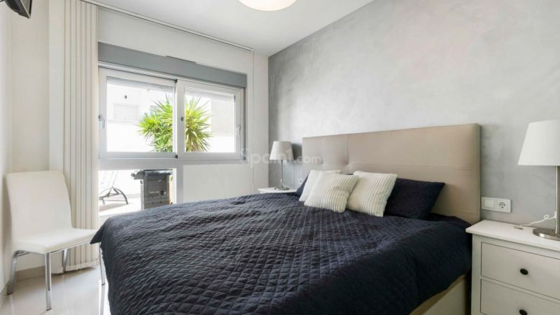 Resale - Wohnung -
Torrevieja - Punta Prima