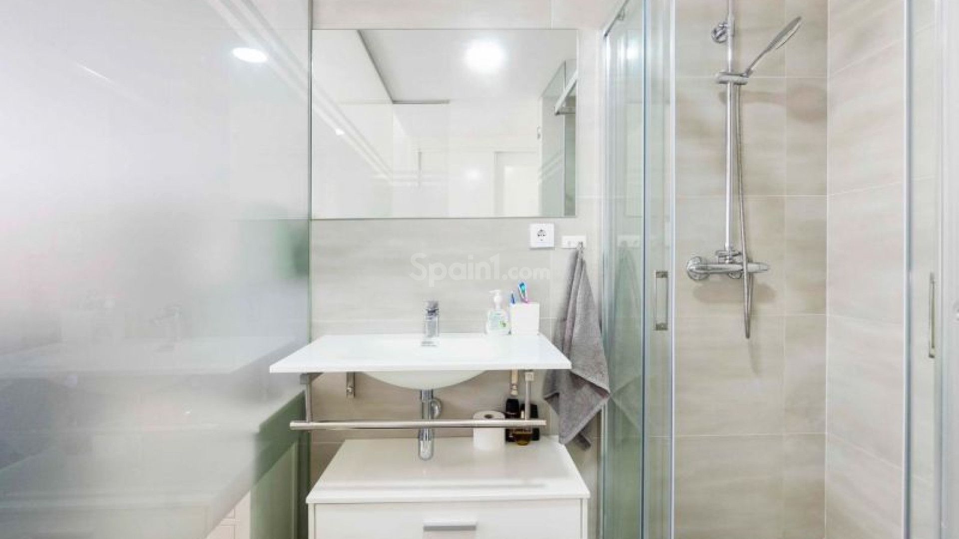 Resale - Wohnung -
Torrevieja - Punta Prima